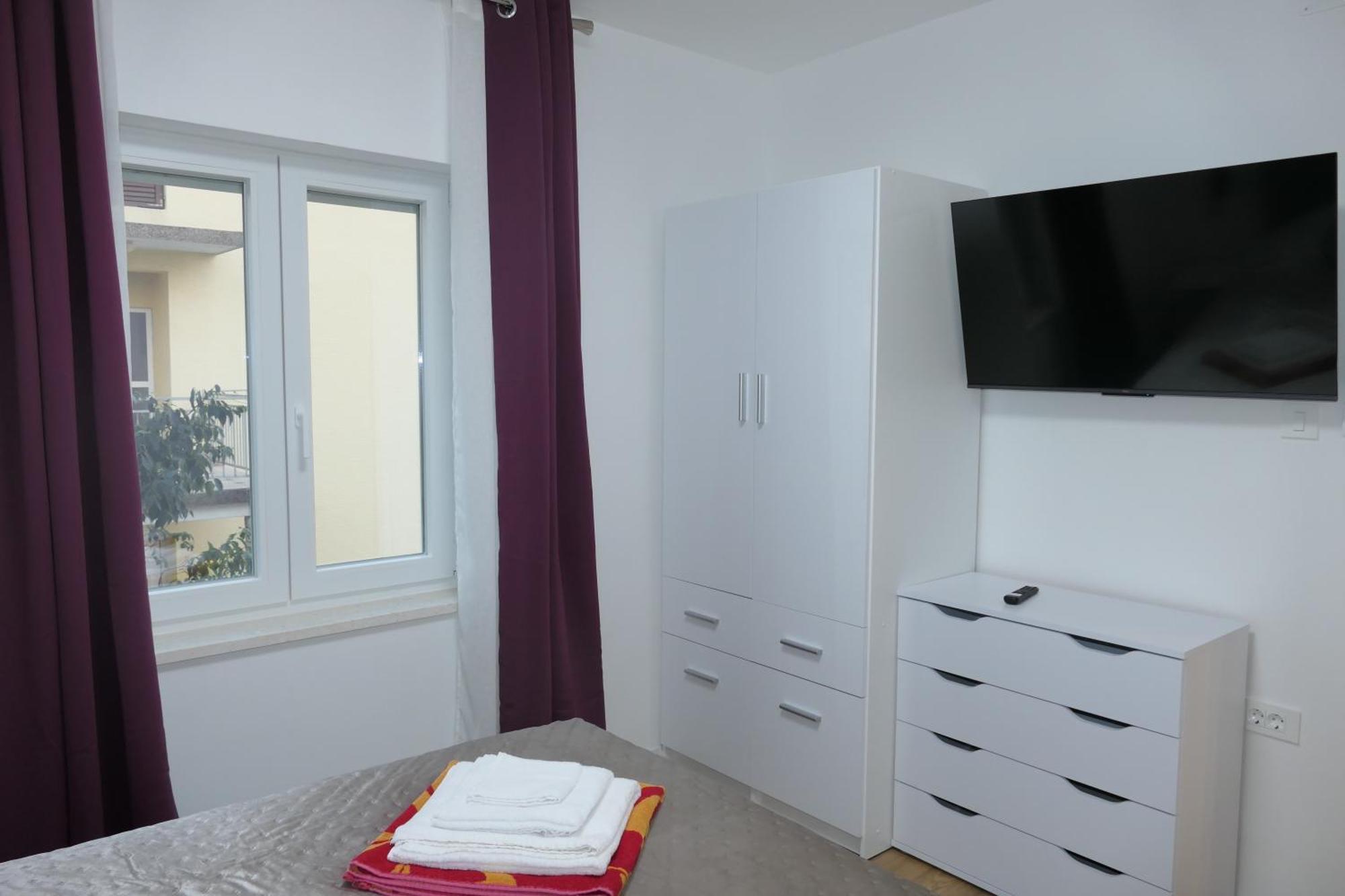 Apartmani Bura 茨里克韦尼察 外观 照片
