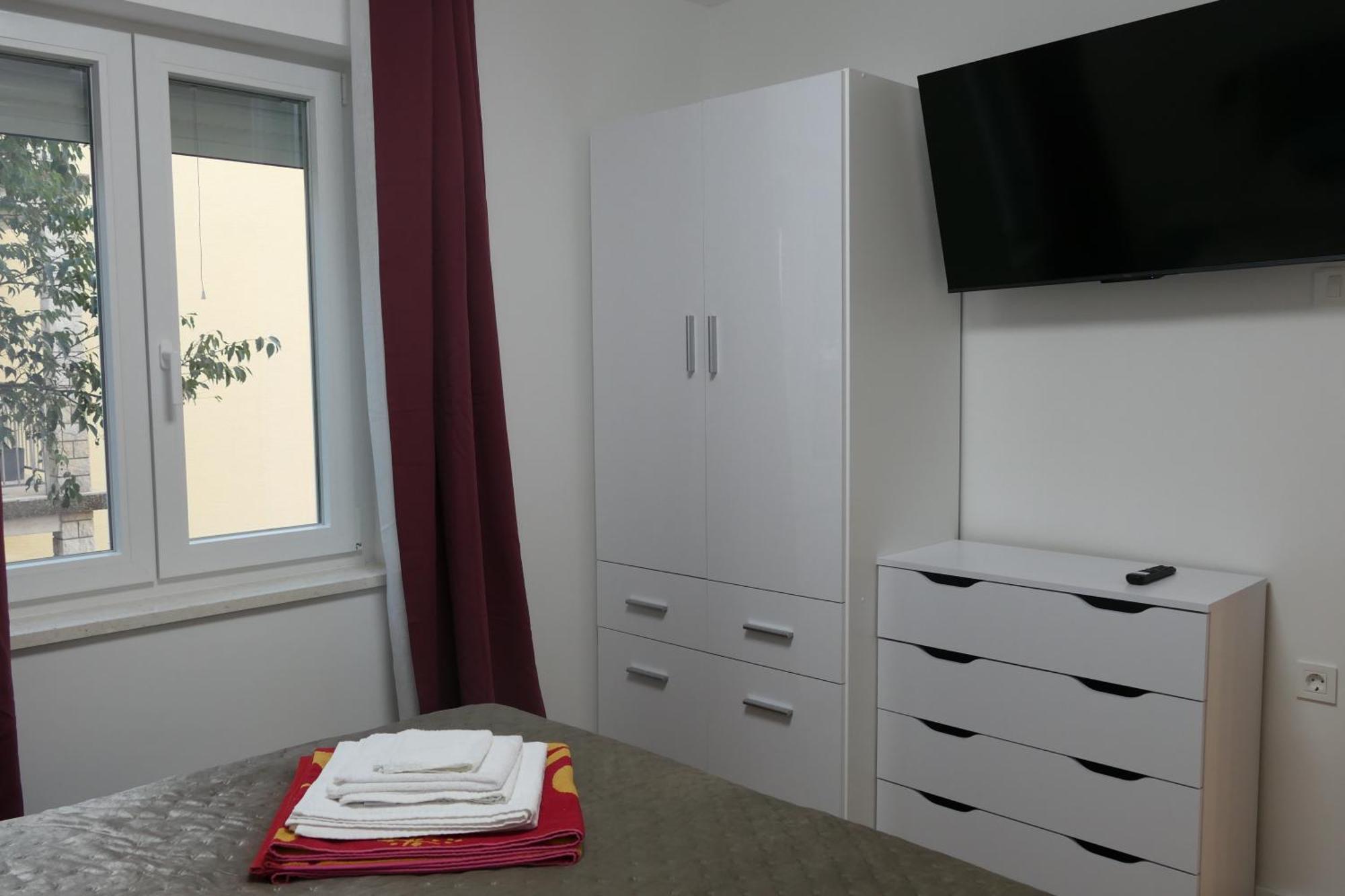 Apartmani Bura 茨里克韦尼察 外观 照片