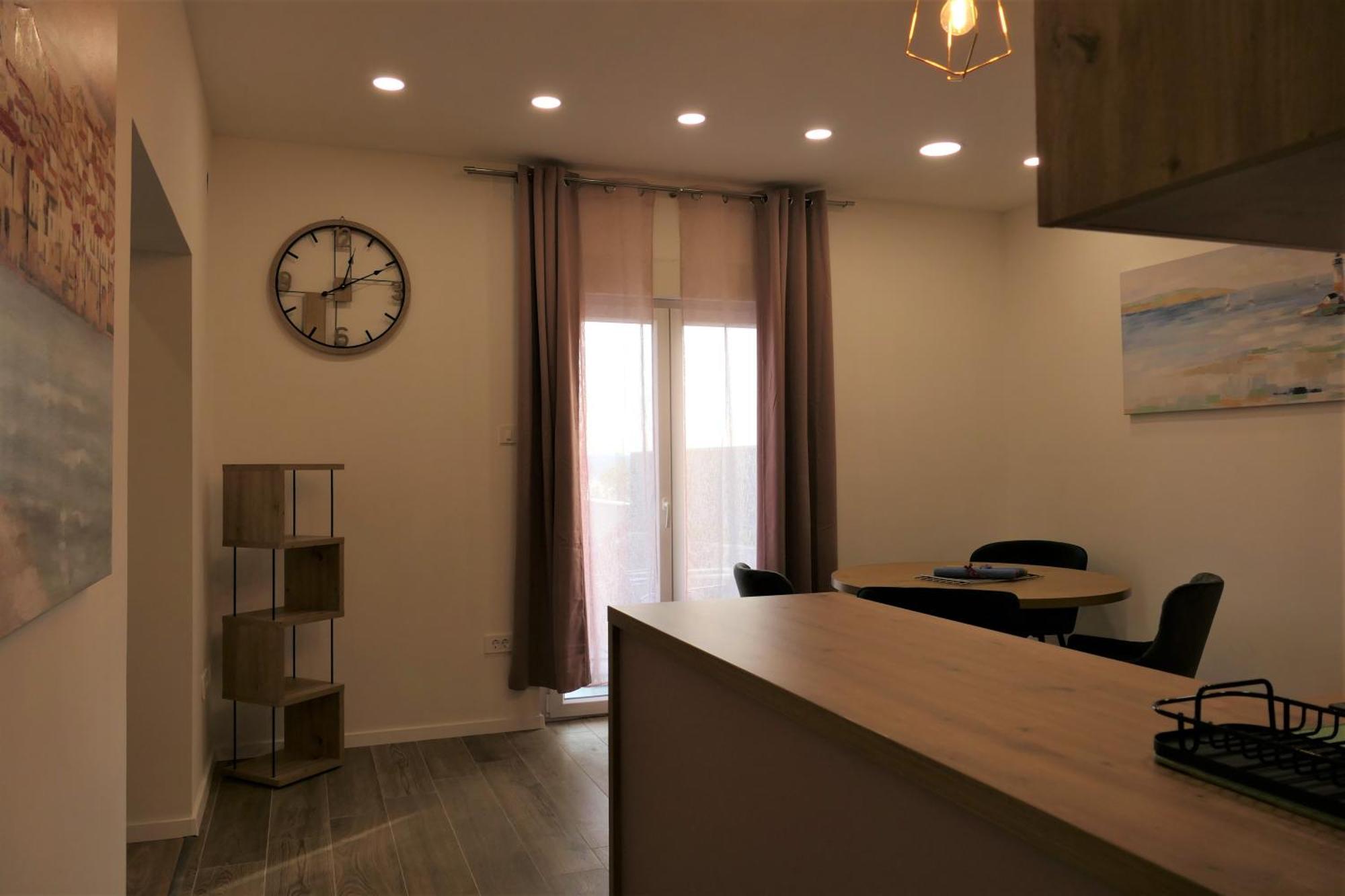 Apartmani Bura 茨里克韦尼察 外观 照片