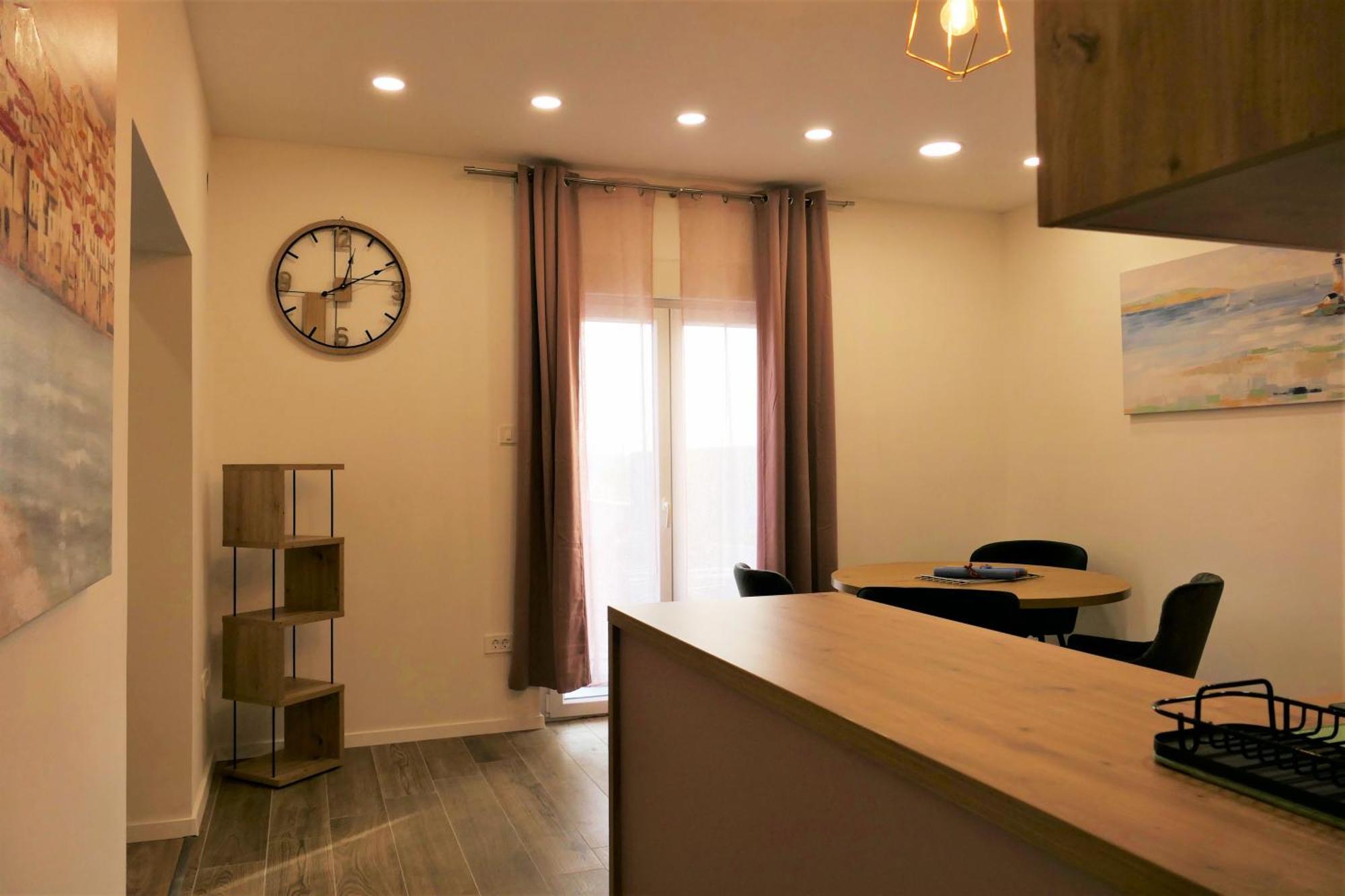 Apartmani Bura 茨里克韦尼察 外观 照片