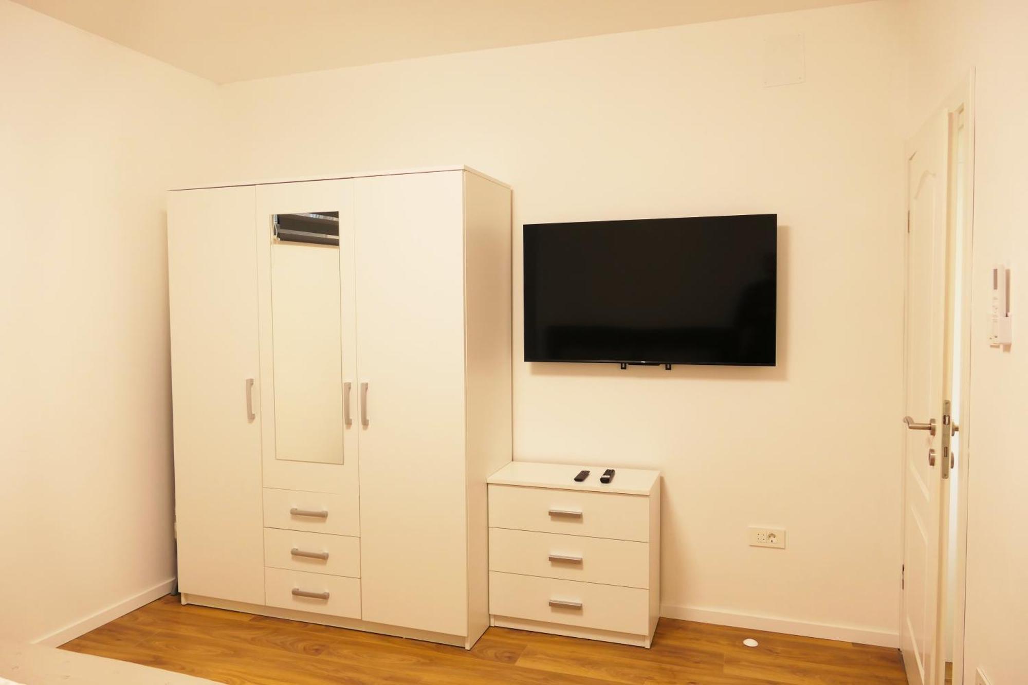 Apartmani Bura 茨里克韦尼察 外观 照片